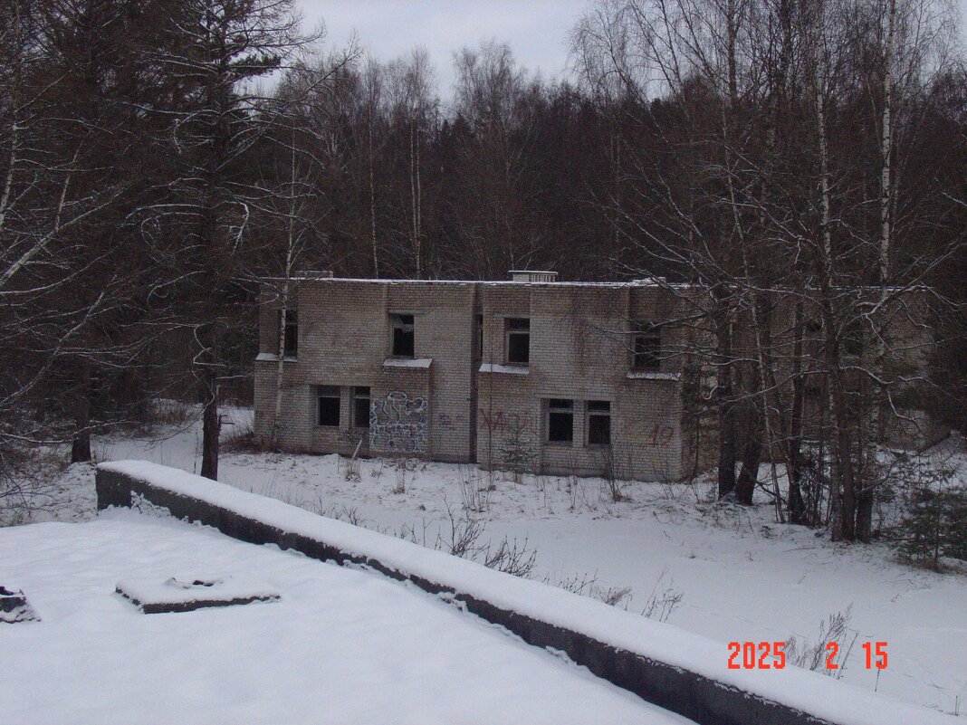 Заброшка - fogmeadowww m