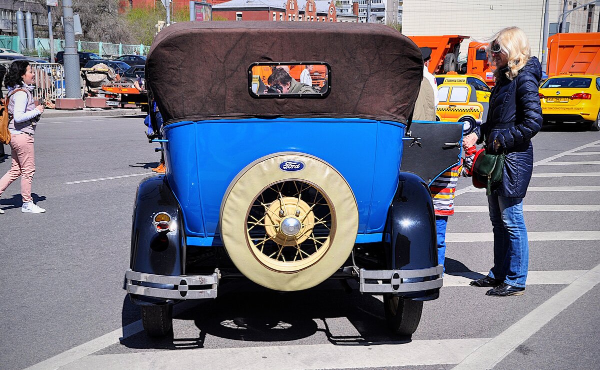 Старый форд приглашает покататься ! ) - Анатолий Колосов