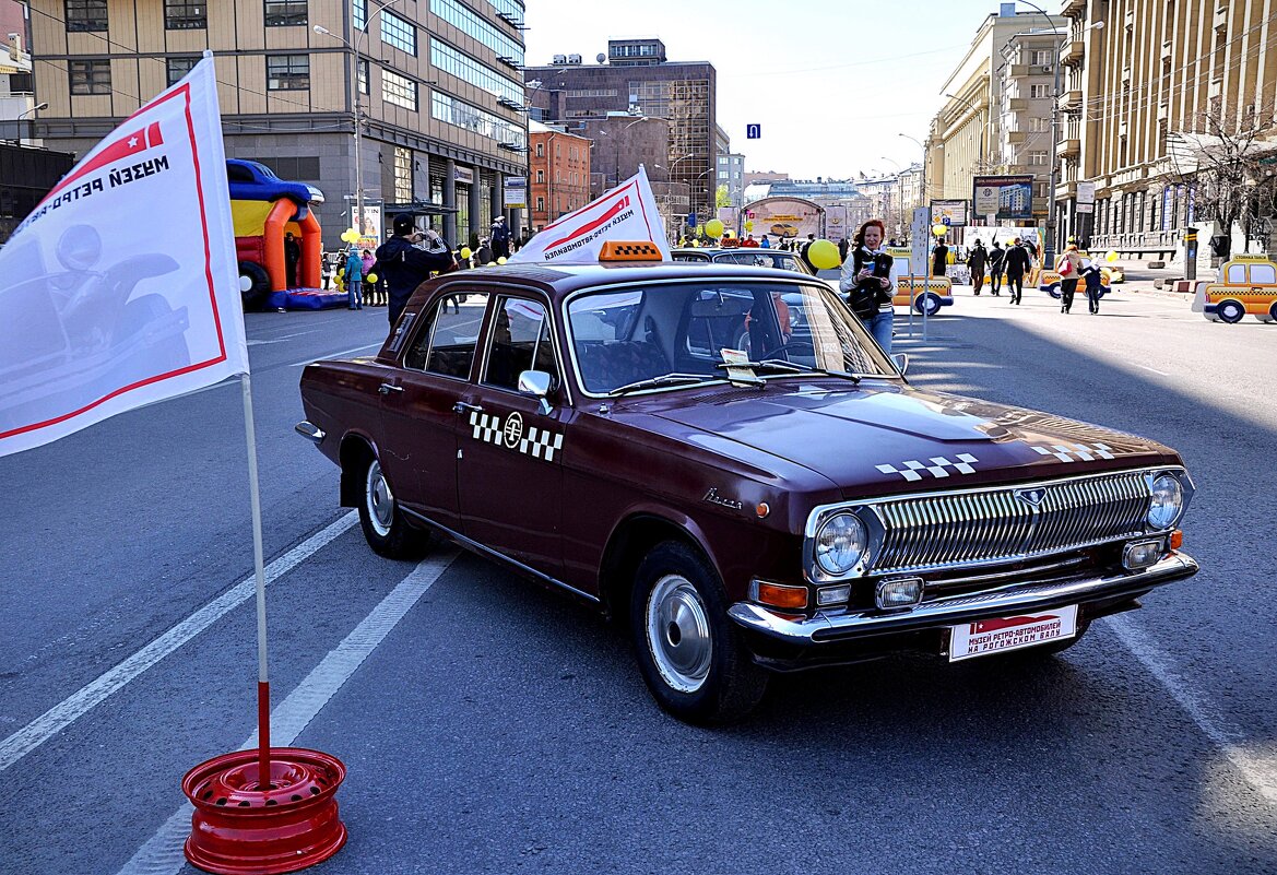Советское такси ! Волга ! 10 копеек за километр ! ) - Анатолий Колосов