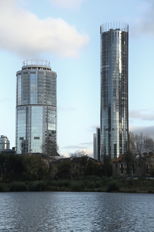 *** - Сергей Сергеев