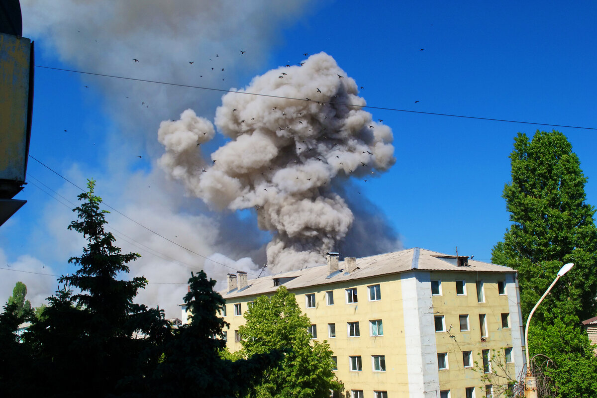 Ракетный обстрел Луганска - Александр Лычагин