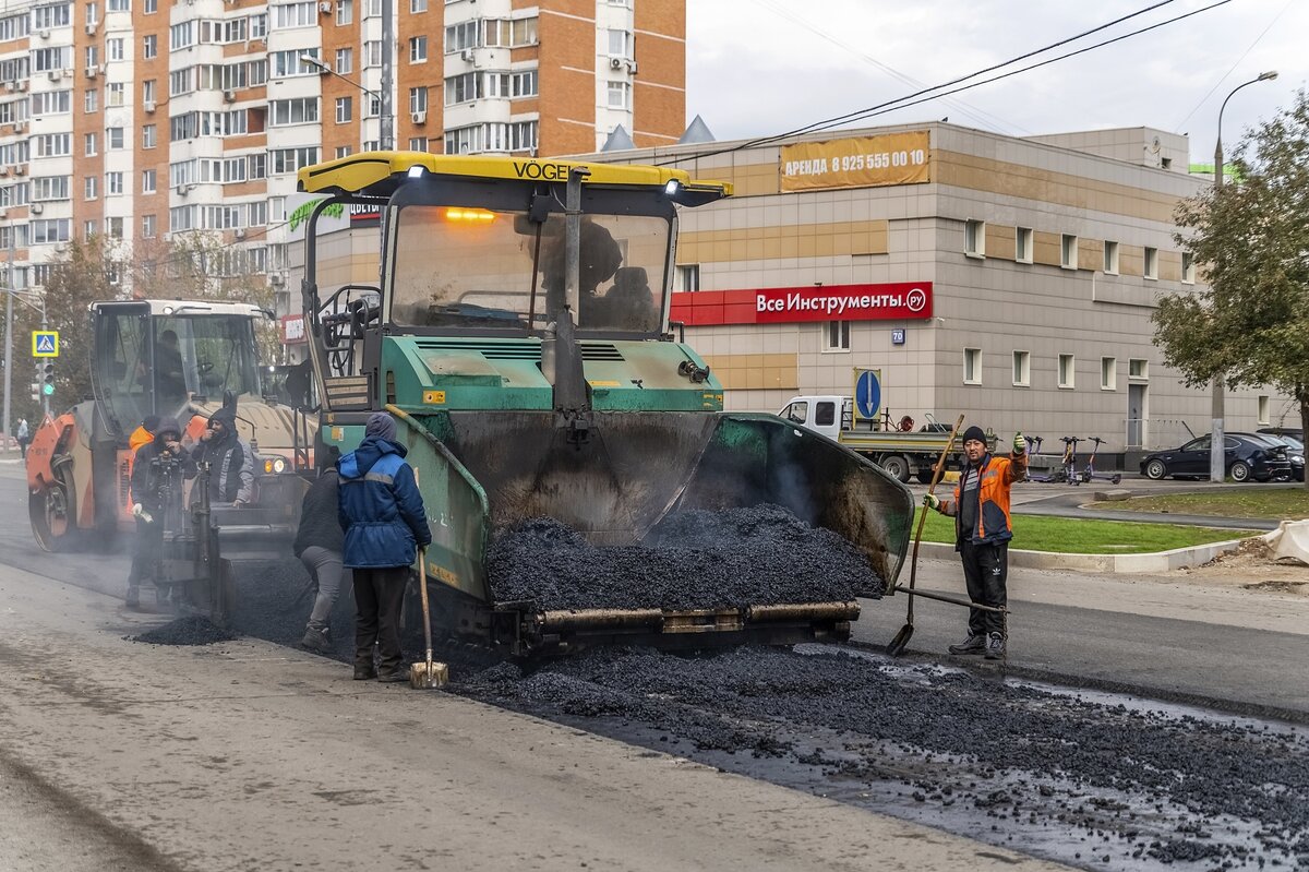 К зиме всегда кладут асфальт - Валерий Иванович