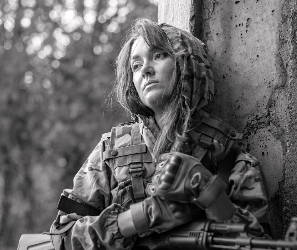 Как ни странно, в дни войны. Есть минуты тишины - Геннадий Б