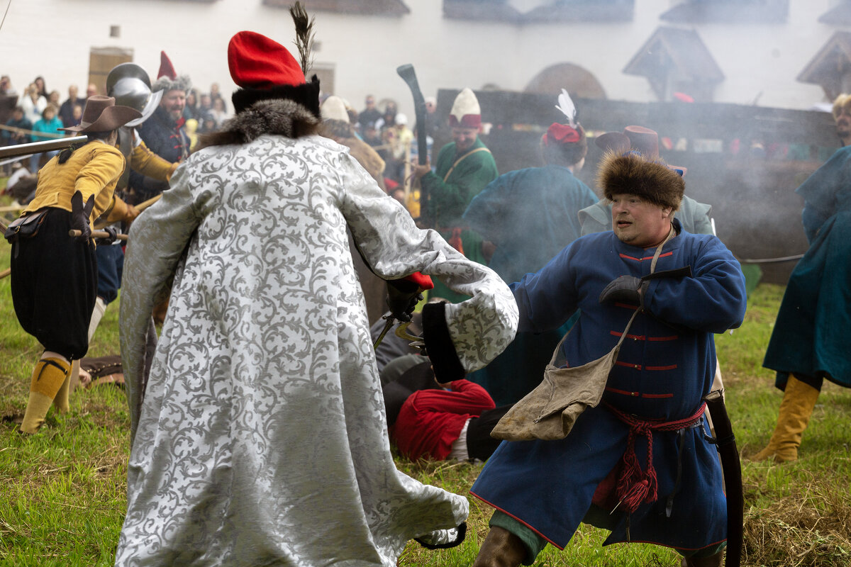 Осада монастыря - Александр Силинский