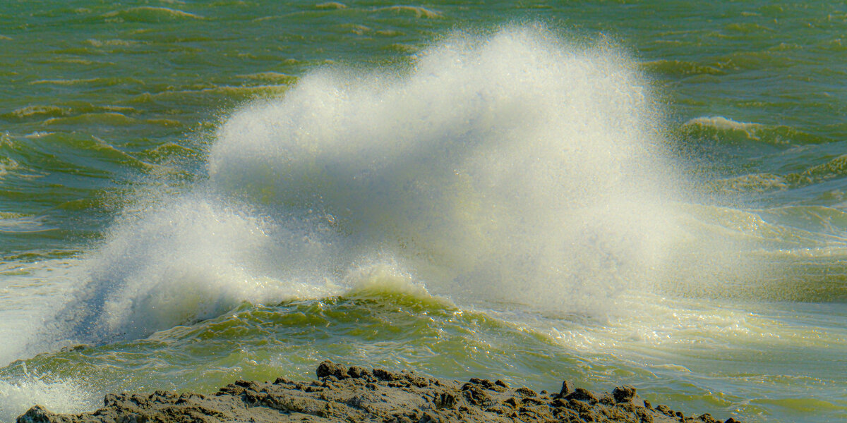 Шторм на берегу Атлантического океана (3) - Георгий А Шторм на берегу Атлантического океана (3) - Георгий А