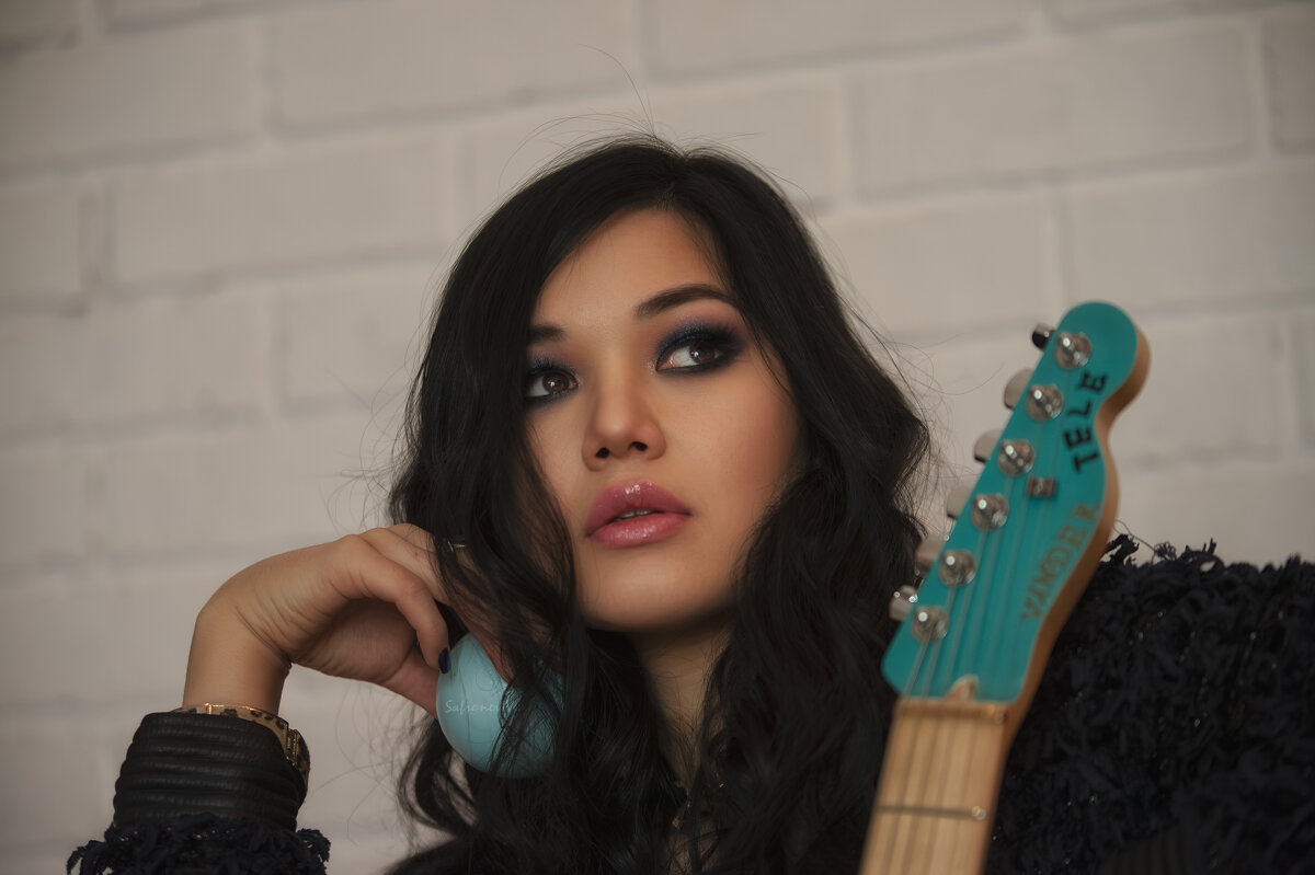 Музыкальная загадка: взгляд, который рассказывает историю - Джованни Луче