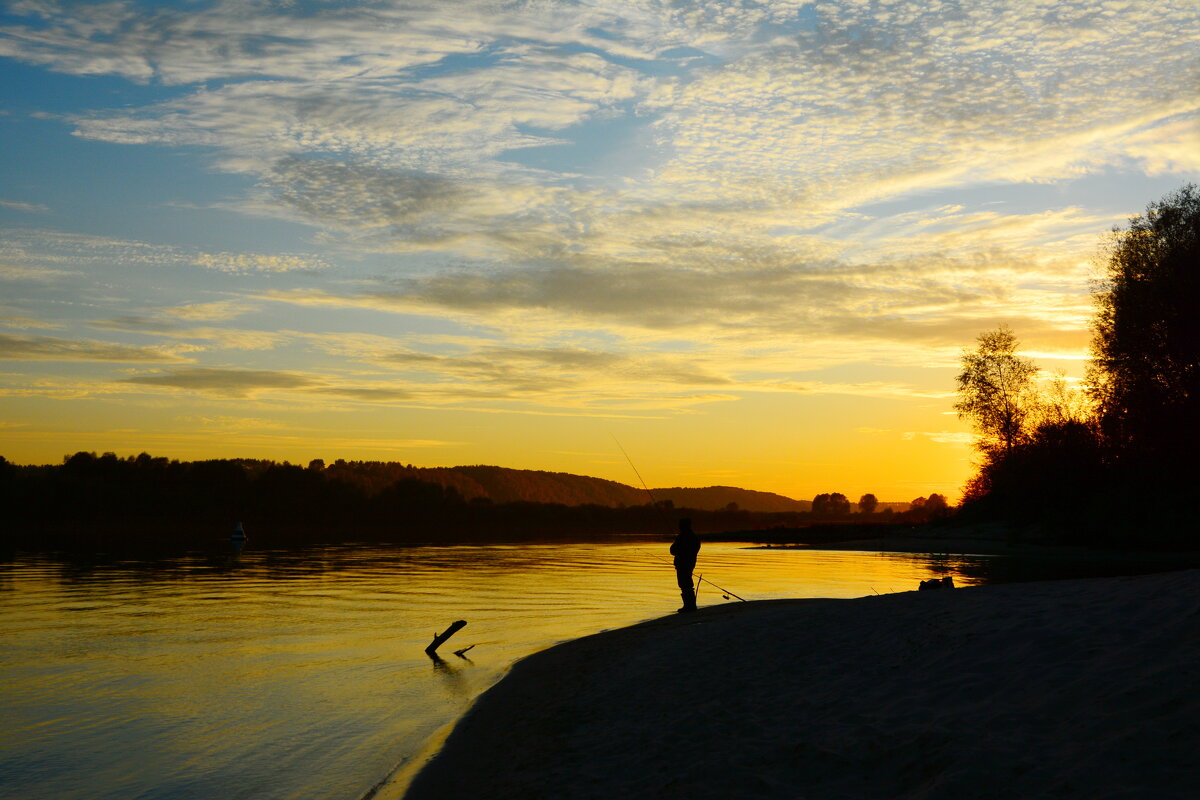 На вечерней рыбалке. - Михаил Колосов 