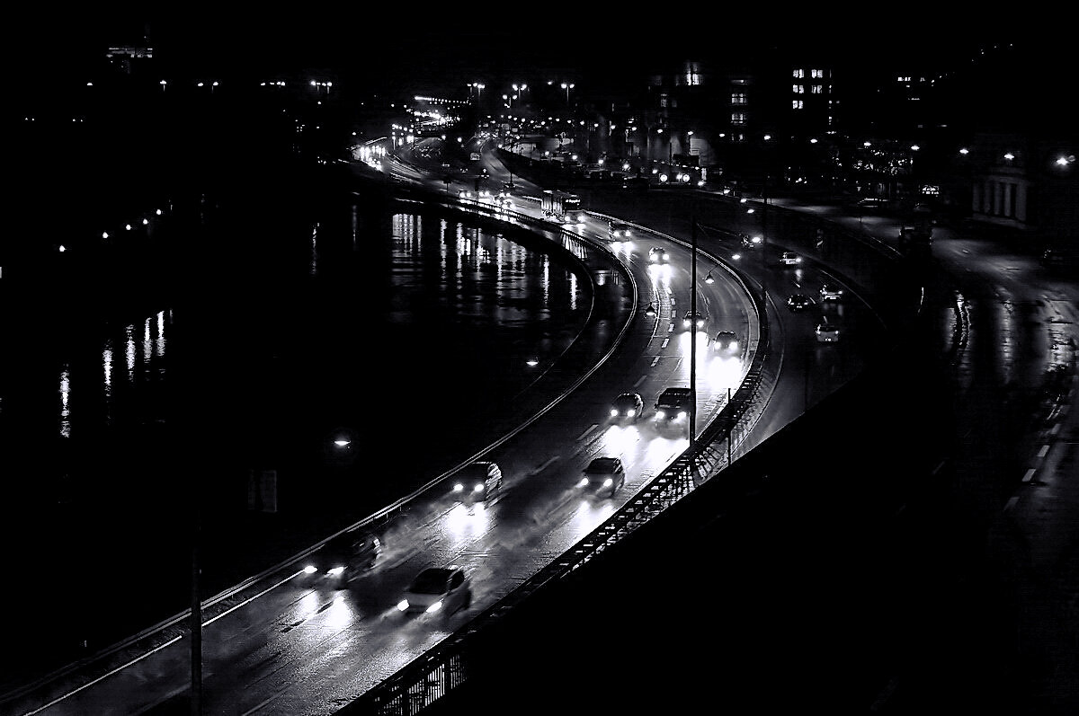 В суете городов и потоке машин... - igor G.