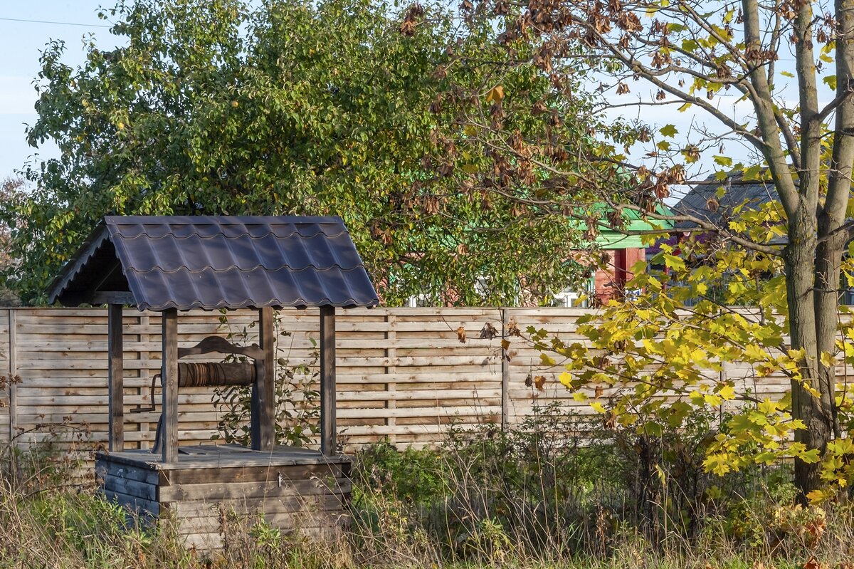 У колодца - Валерий Иванович У колодца - Валерий Иванович