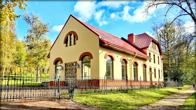 Павловская городская электростанция . Контора . Машинный зал - Сергей 