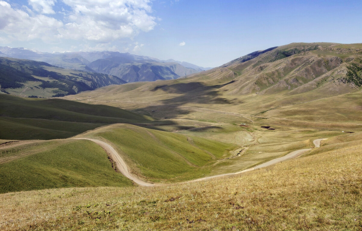 Дорога дальняя, "лентою вьётся." - LudMila 