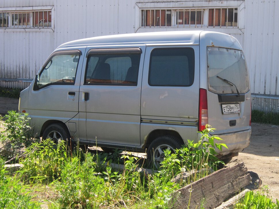 Семиместный компактвэн Subaru Exiga - Дмитрий Никитин