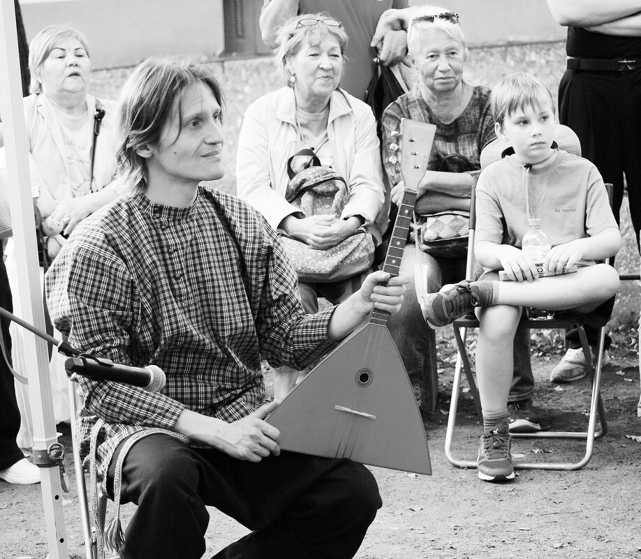 *** - Виктор Никитенко