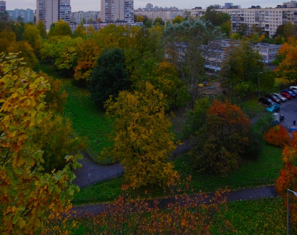 Хмурое утро... - Юрий Куликов