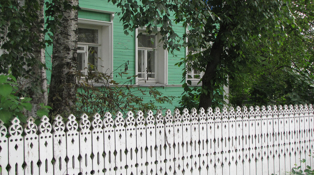 Резной палисад - Александр Ильчевский 