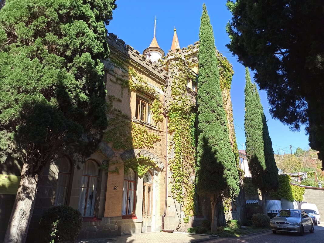 Дворец Гагариной. Крым. - Галина 