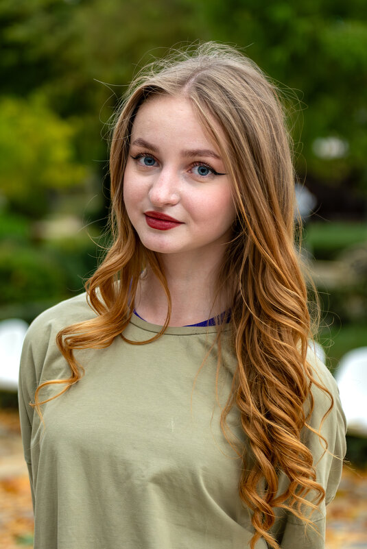 молодая девушка - Вадим Федотов 