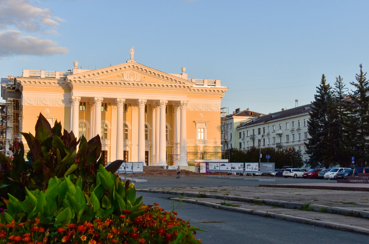 В лучах заката - Владимир Звягин В лучах заката - Владимир Звягин