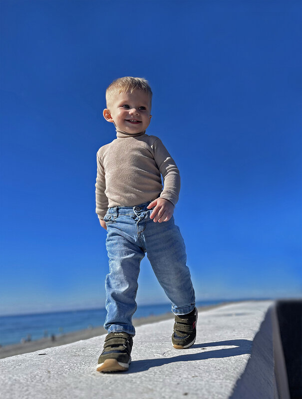 Твёрдой походкой в жизнь. - Николай Феофанов