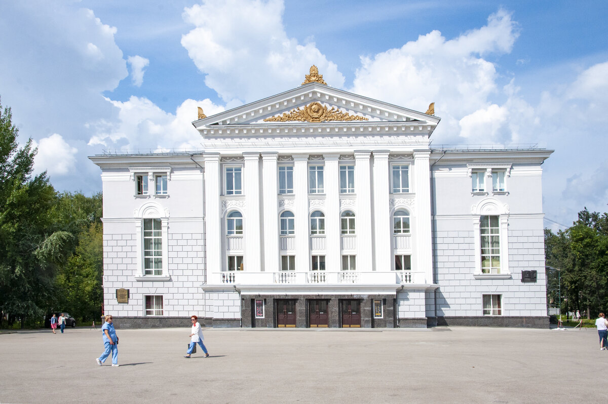 Театр оперы и балета - Gen 