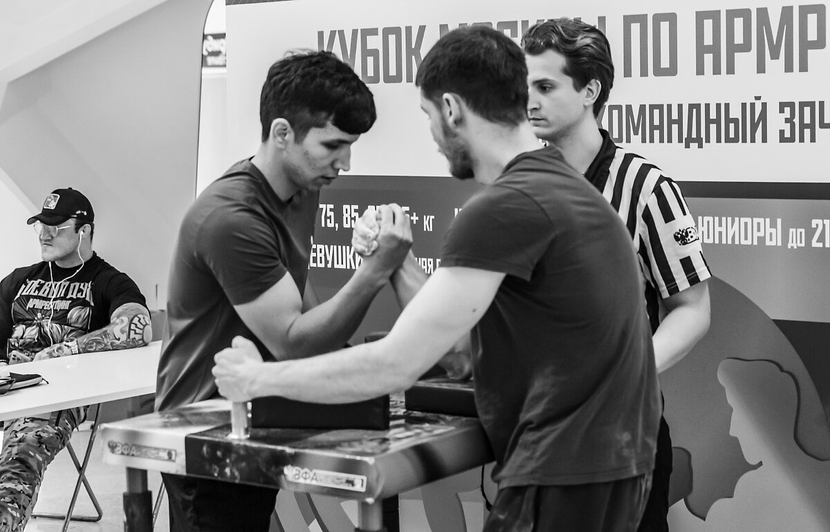 Кто кого - Александр 