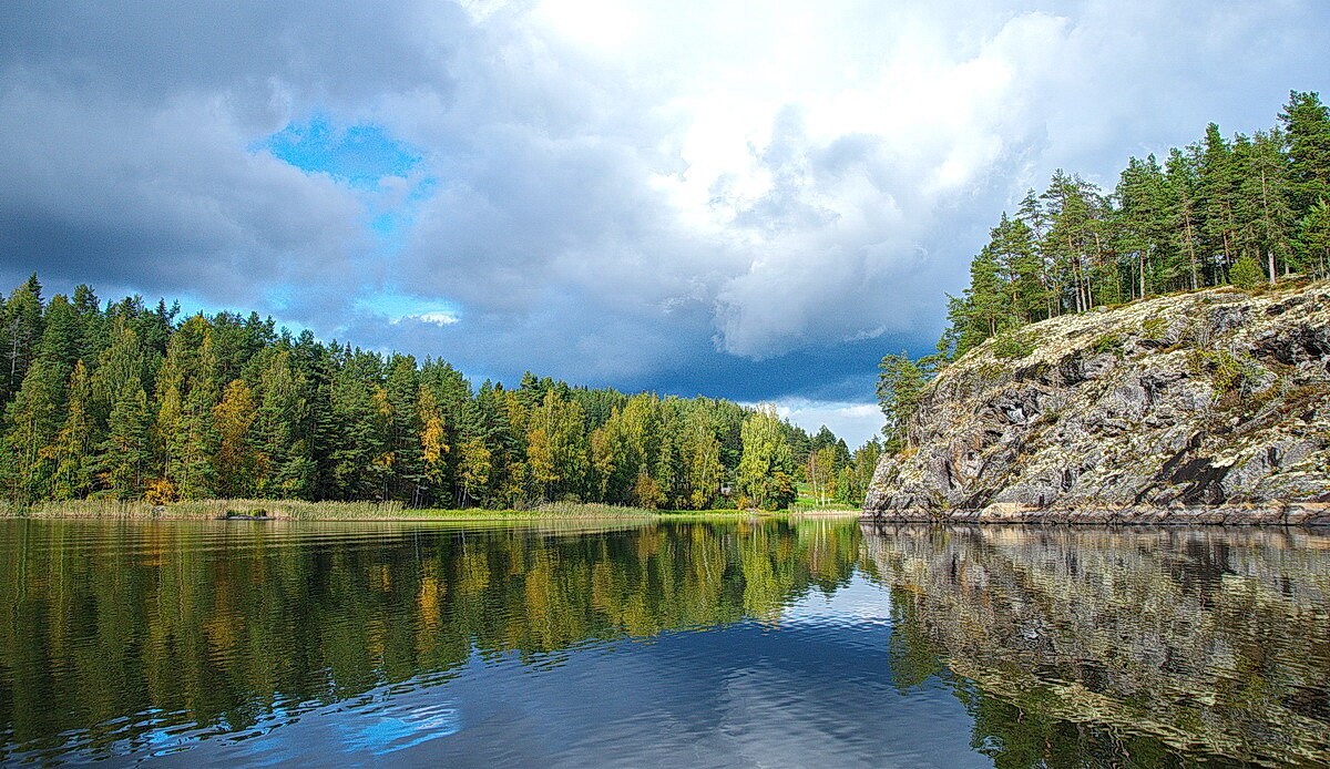 ОСЕНЬ НАСТУПАЕТ. Ладога. Карелия. - Виталий Половинко