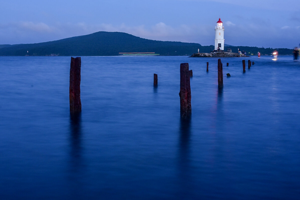 Маяк и время... - Grishkov S.M.