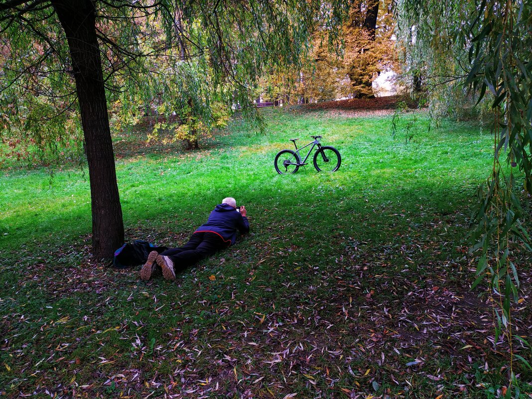 Чужая фотосессия - Андрей Лукьянов