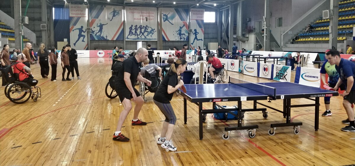 Пара настольный теннис - Андрей Хлопонин