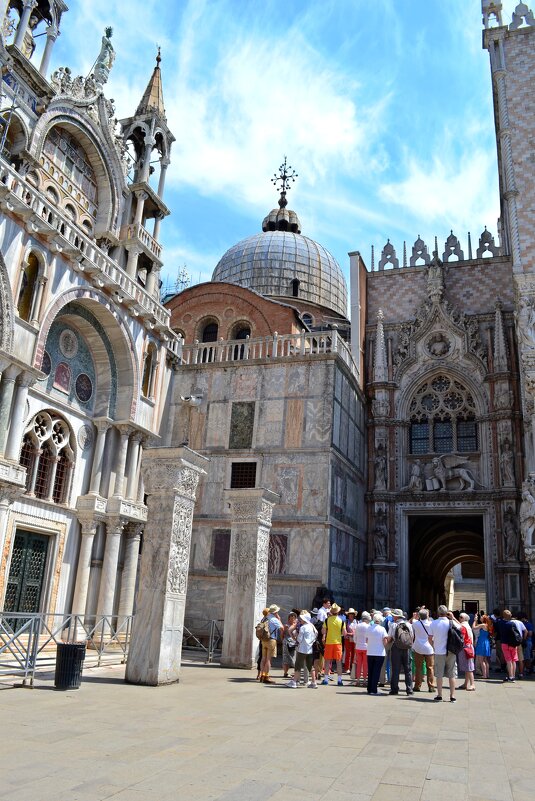 У собора Св. Марка - Ольга 