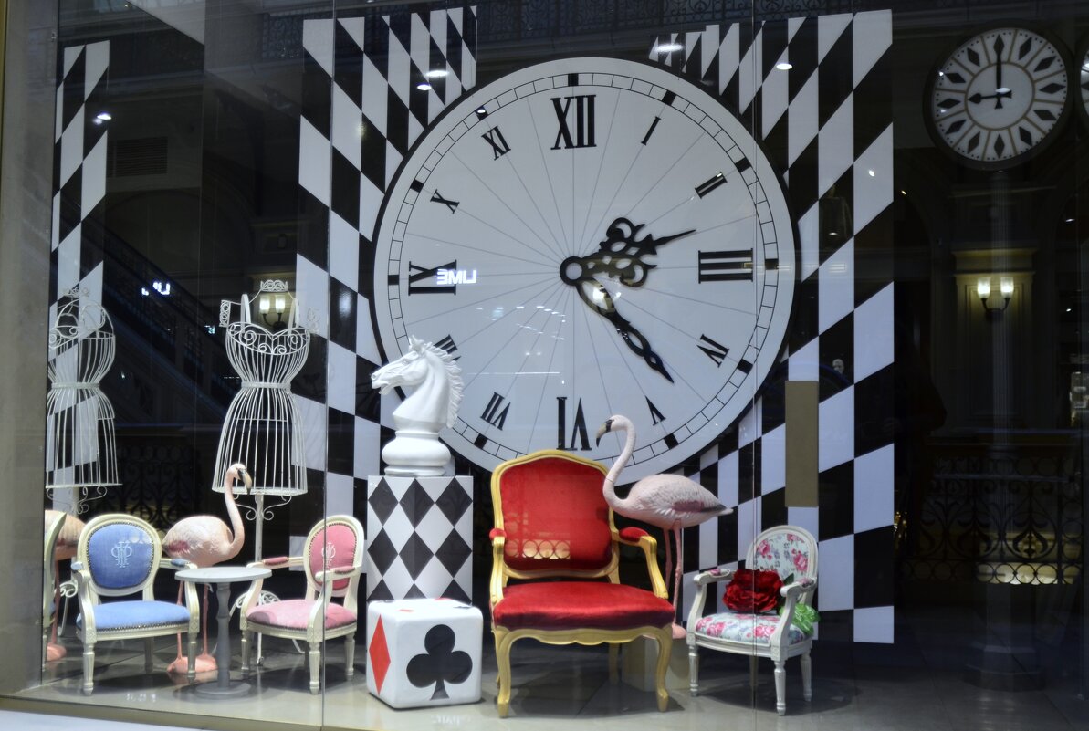 В витринах ГУМа 2 - Наталья Вязигина