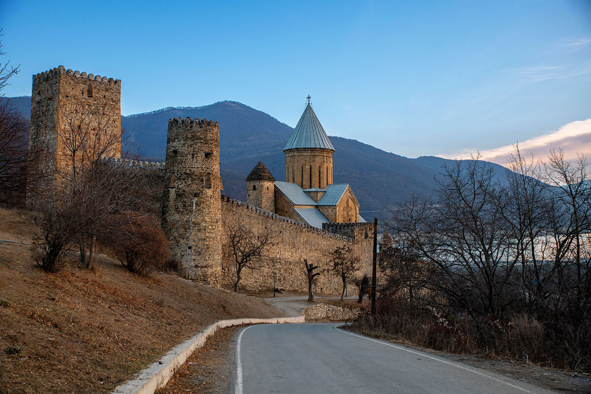 Крепость Ананури. Грузия. - Дина Евсеева
