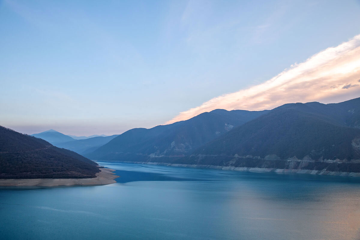 Жинвальское водохранилище. Грузия. - Дина Евсеева Жинвальское водохранилище. Грузия. - Дина Евсеева