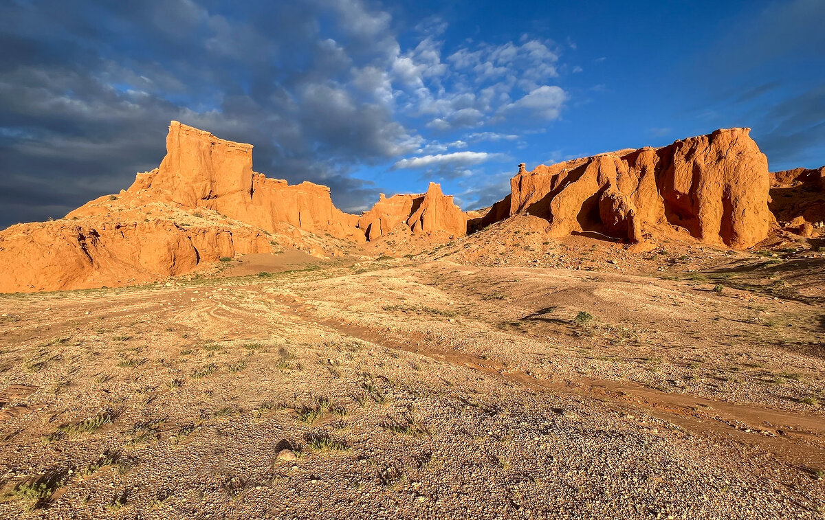 Пылающие скалы на закате - Galina 