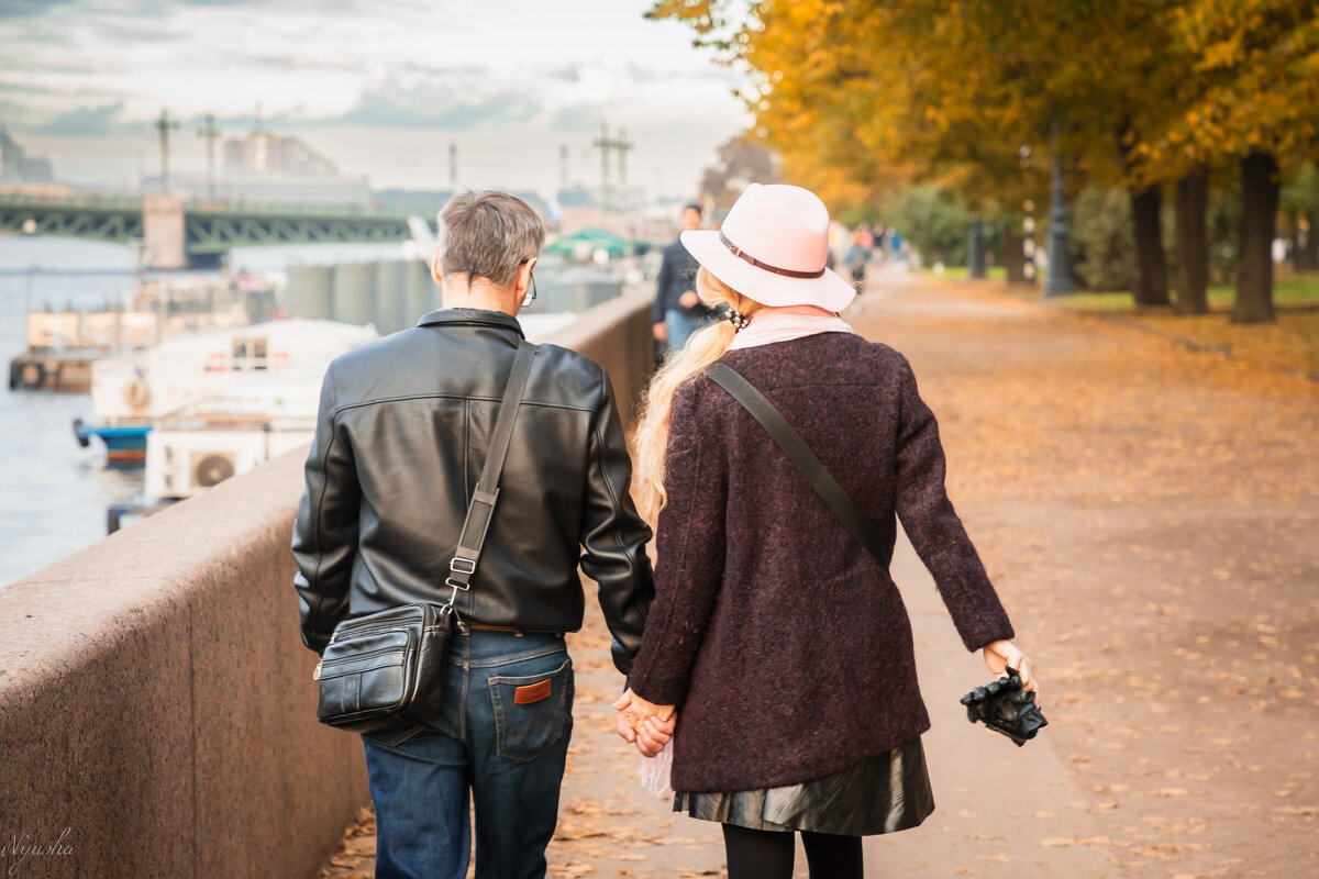 На прогулке - Nyusha .