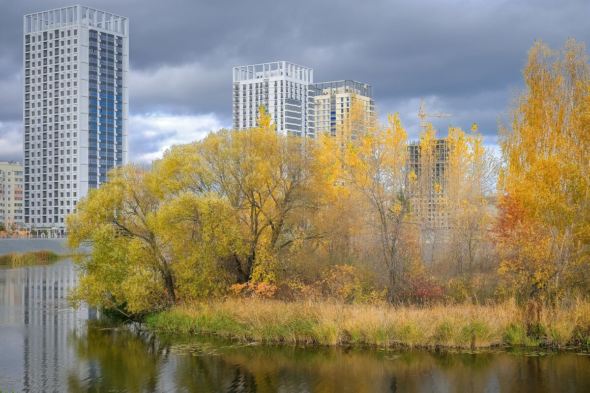 Осень в городе... - Влад Никишин