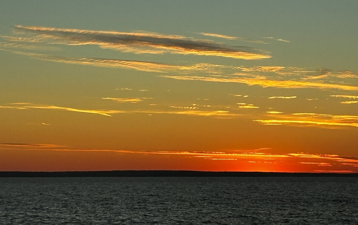 На закате - Дмитрий Иванов