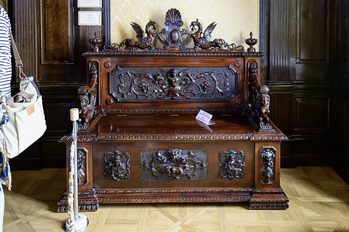 Старый диван - Валерий Пославский