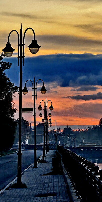 Белозерск. Набережная. - Михаил Свиденцов