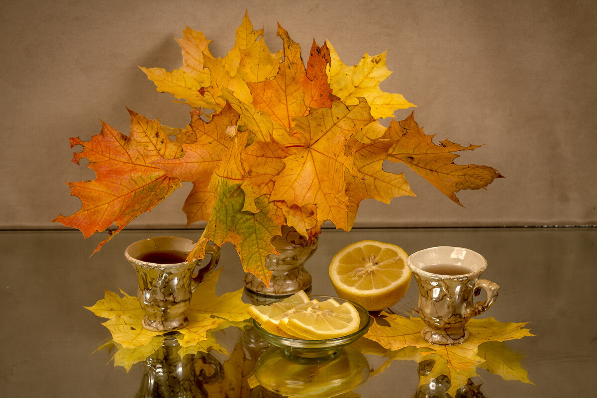 осенний натюрморт - Людмила Павловна Крышковец