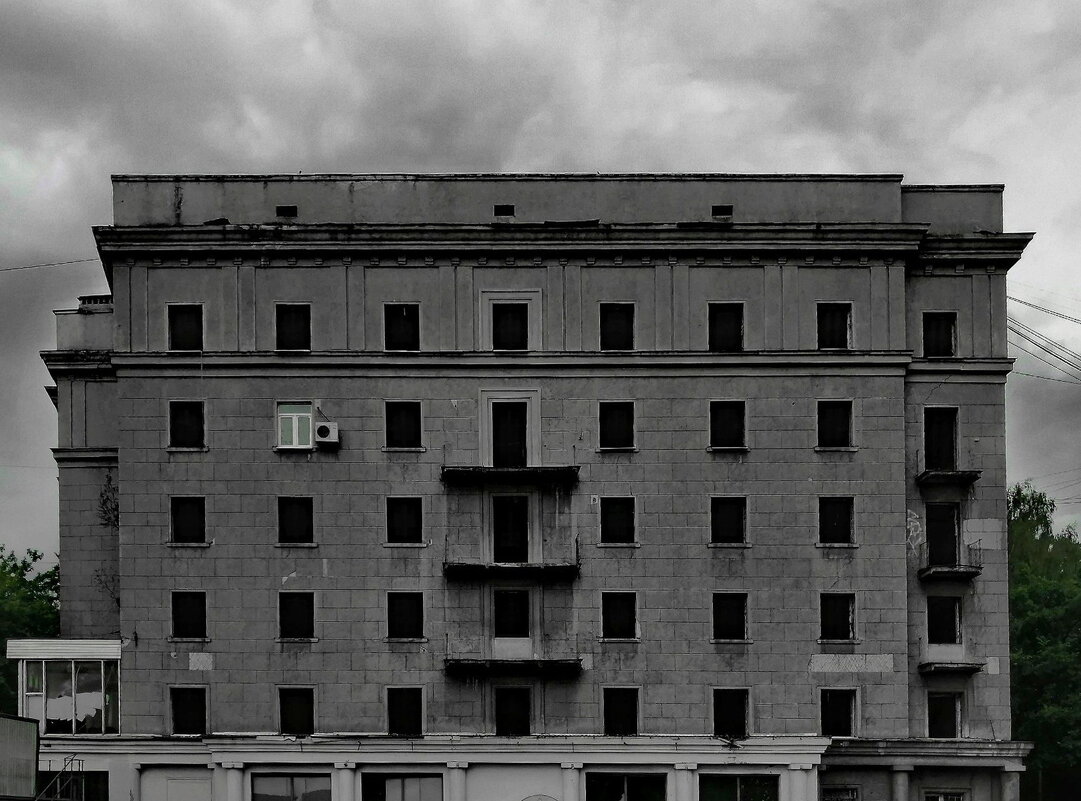 "ПОКАЖИ МНЕ ТОГО, КТО ВЫЖИЛ ОДИН ИЗ ПОЛКА" - Юрий Вовк