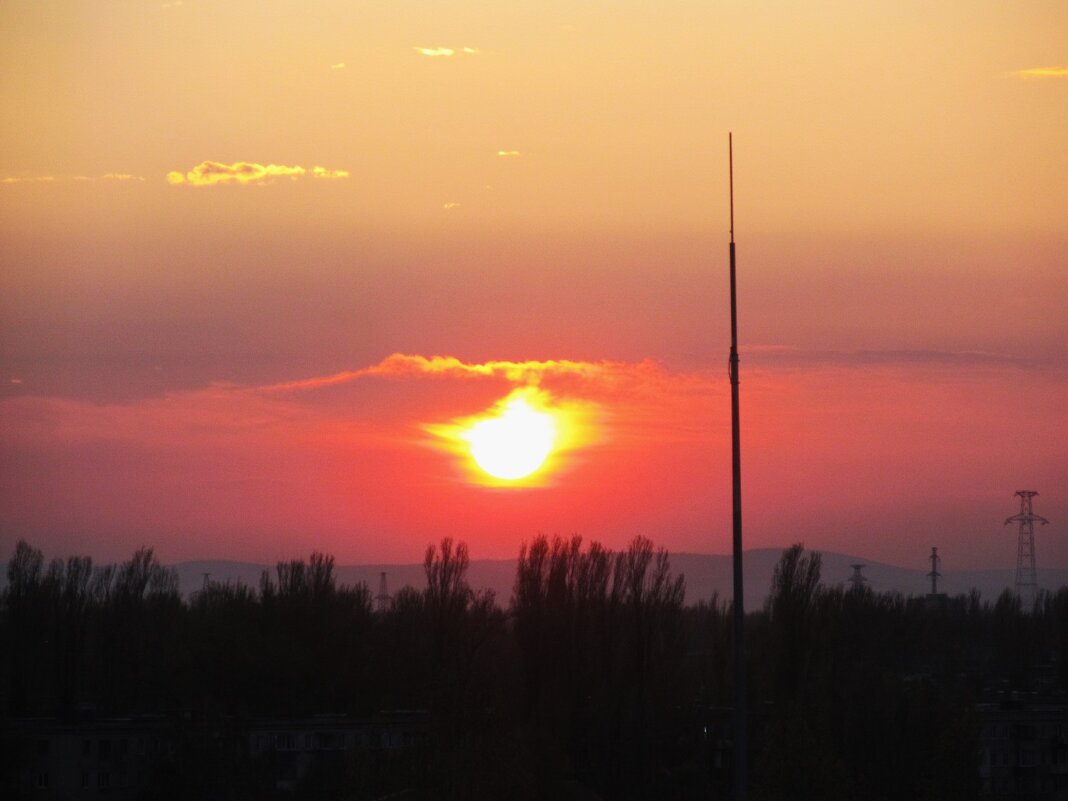 апрельский закат - Елена Шаламова