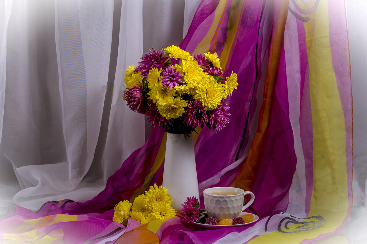 Хризантемы и астры - Людмила Павловна Крышковец