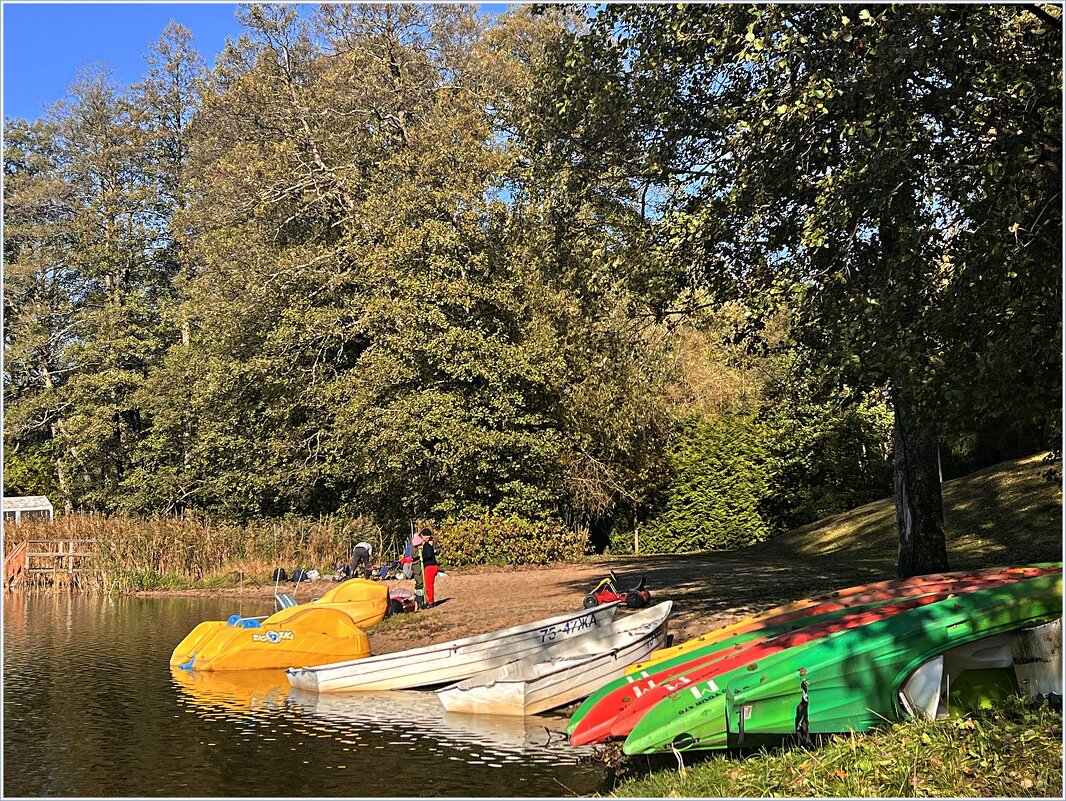 На берегу. - Валерия Комова