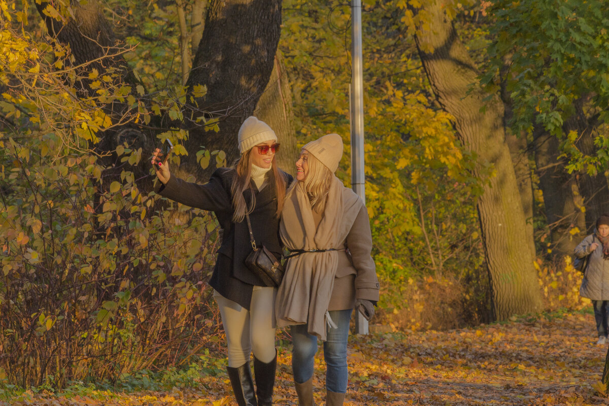 Мама с дочкой - Алексей Булак