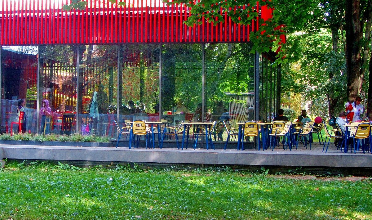 ...наше любимое кафе в городском парке.. - galalog galalog