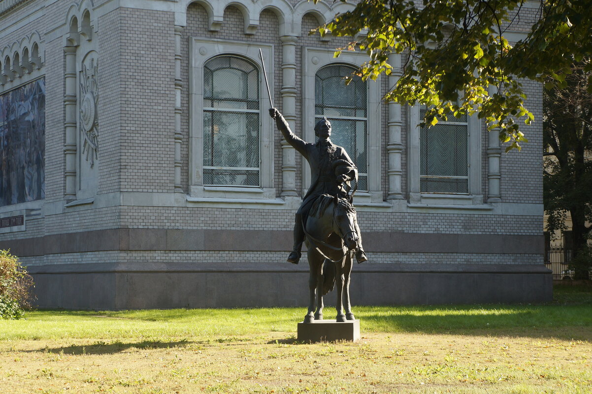 Памятник А.В. Суворову / скульптор А.М. Таратынов / 2015 г. - zavitok *