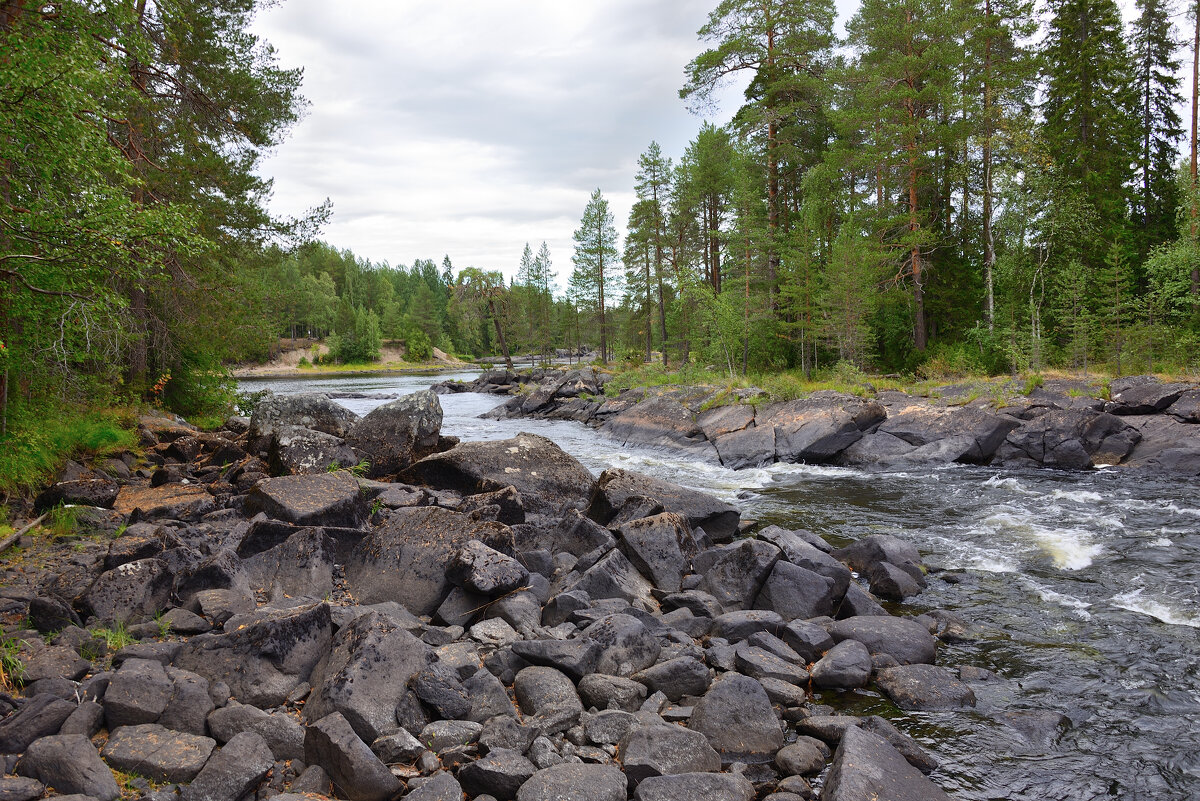 *** - Александр Хаецкий