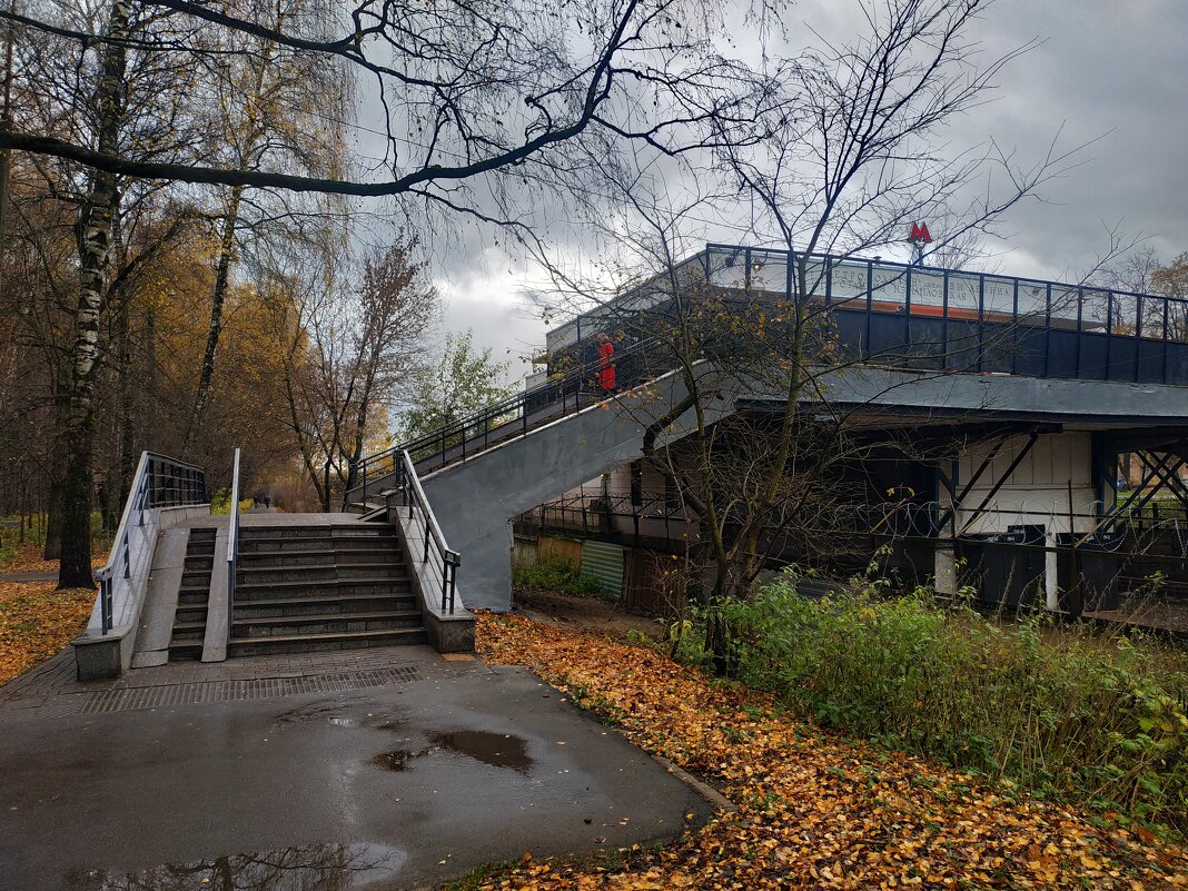 Глубокая осень в Москве - Андрей Лукьянов Глубокая осень в Москве - Андрей Лукьянов