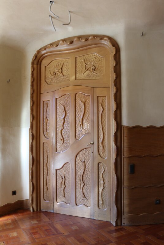 Двери в доме Бальо - Ольга 